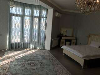 Апартаменты Metro 28 may 2 bedrooms sofa Баку Апартаменты-12