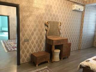 Апартаменты Metro 28 may 2 bedrooms sofa Баку Апартаменты-3