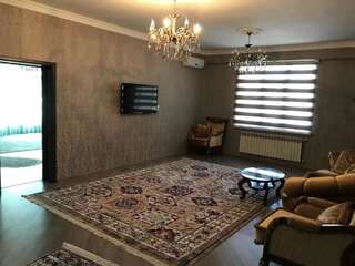 Апартаменты Metro 28 may 2 bedrooms sofa Баку Апартаменты-5